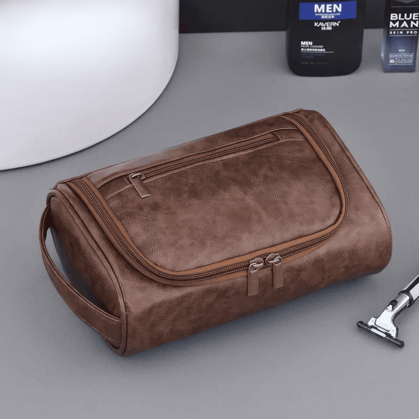 Petite trousse de toilette homme simili cuir marron foncé élégante